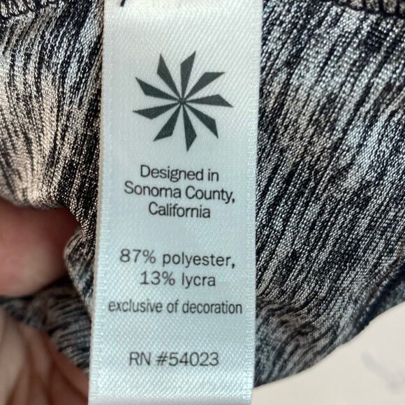 Athleta Women’s Faux Wrap Dress Outdoor Active Athleisure Pockets Large Silver - Picture 7 of 9